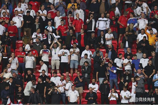 IM电竞最新下载手机版-哈登回归首秀大放异彩，约基奇主场球迷高呼名字