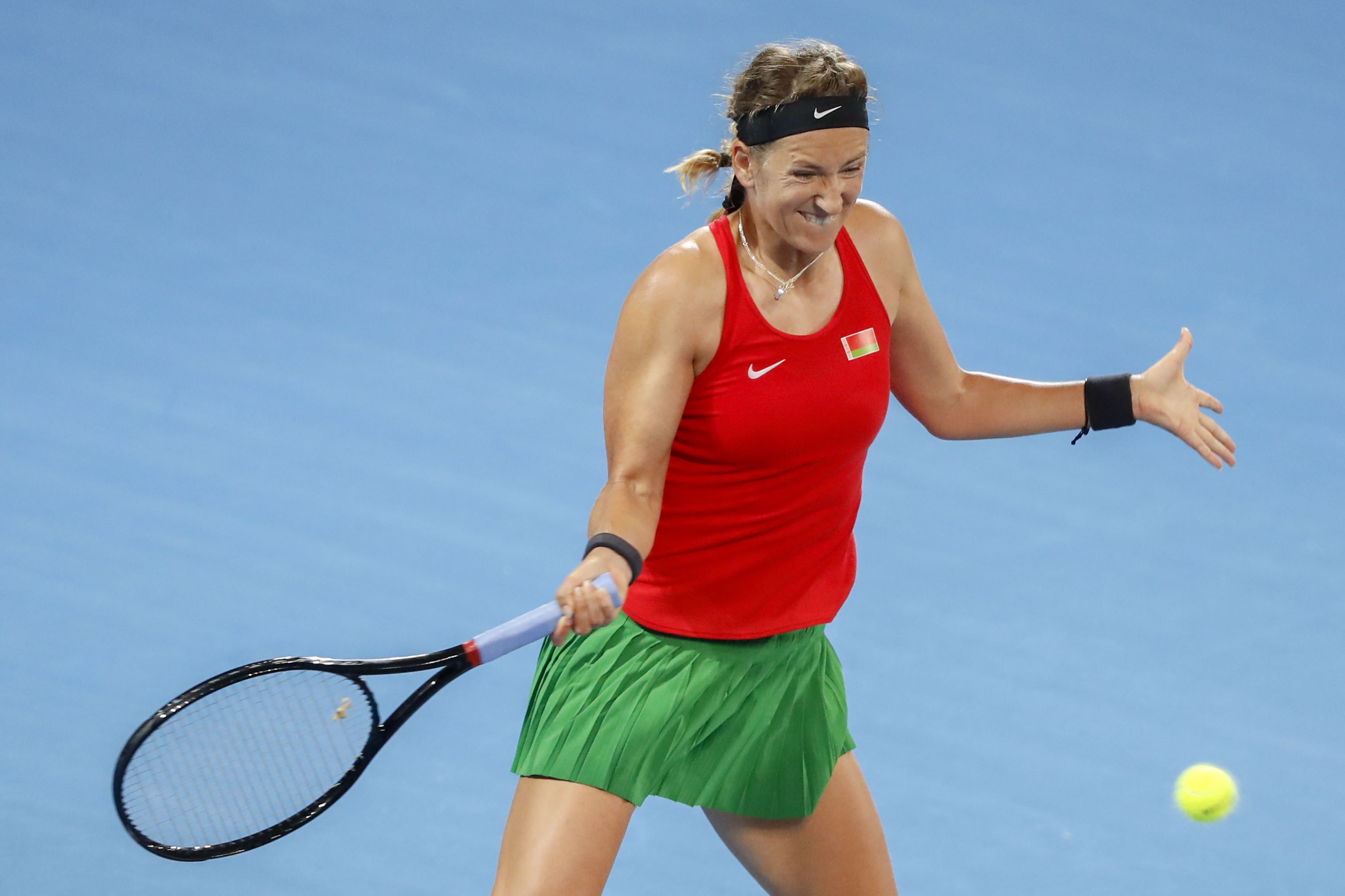 IM电竞最新下载手机版-阿扎伦卡在塞尔维亚队比赛中比赛规则变更，持续失利引发热议！